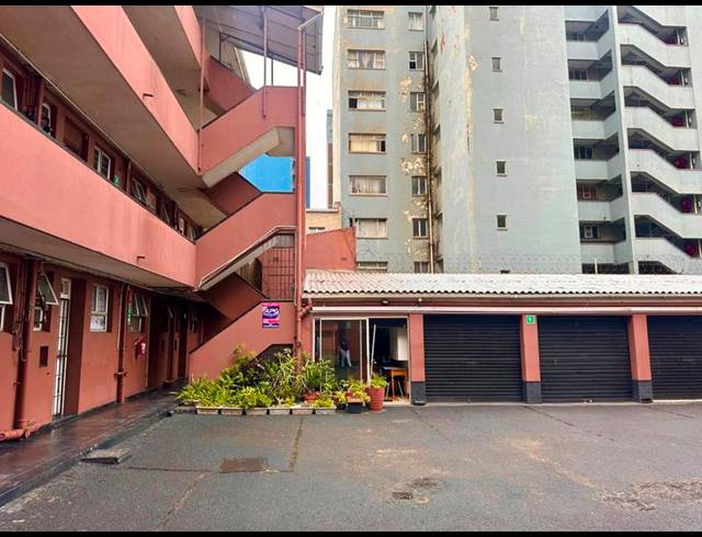 1 BEDROOM APARTMENT FOR SALE IN SOUTH BEACH